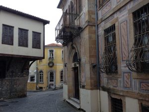 Sa ville natale : Xanthi