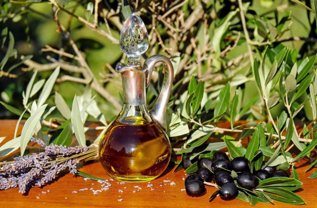 Pichet d'huile d'olive