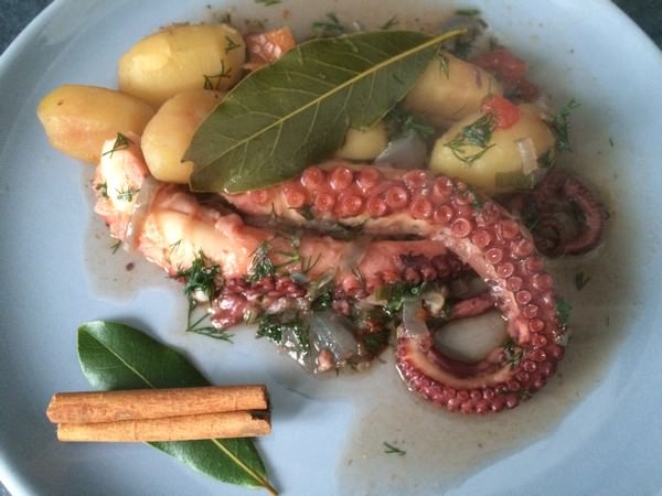 Recette de poulpe au laurier et pommes de terre